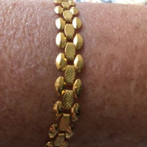 Pretty gold bracelet Vintage Japan